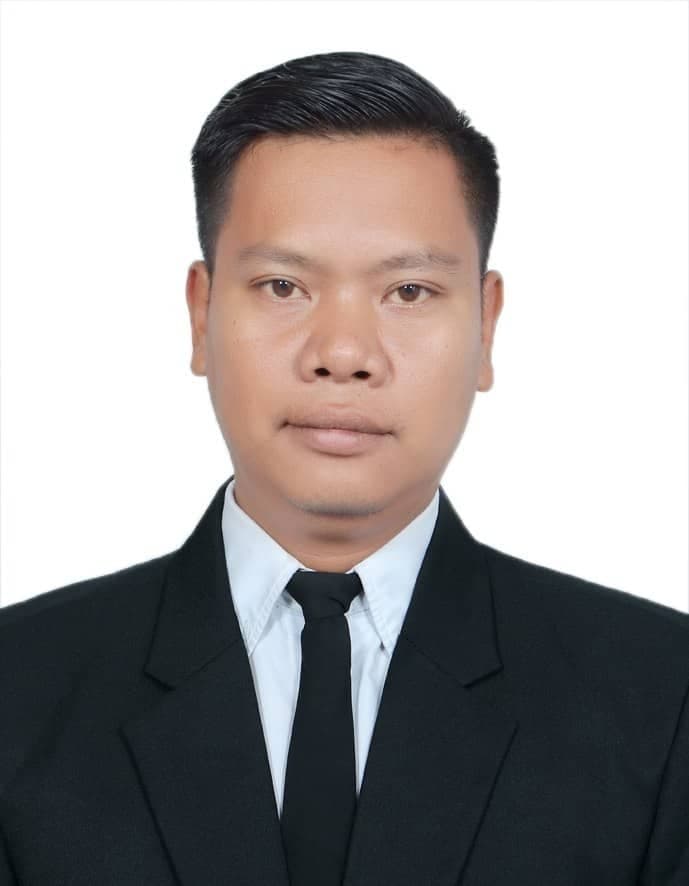 លោក ណាត់ ពន្លកឈ្មោះ