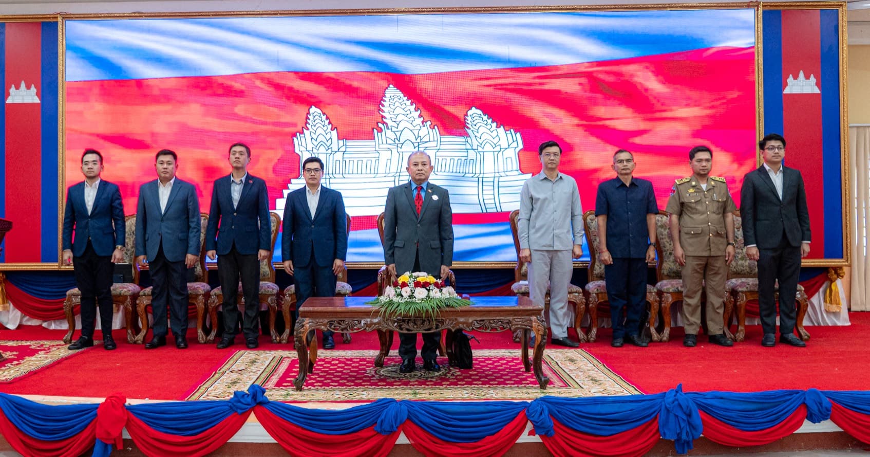 ក្រសួងព័ត៌មាន បើកសិក្ខាសាលាពិនិត្យឡើងវិញនូវមុខងារប្រតិភូកម្ម និងវឌ្ឍនភាពការងារកែទម្រង់វិមជ្ឈការ និងវិសហមជ្ឈការ នៅខេត្តបាត់ដំបង